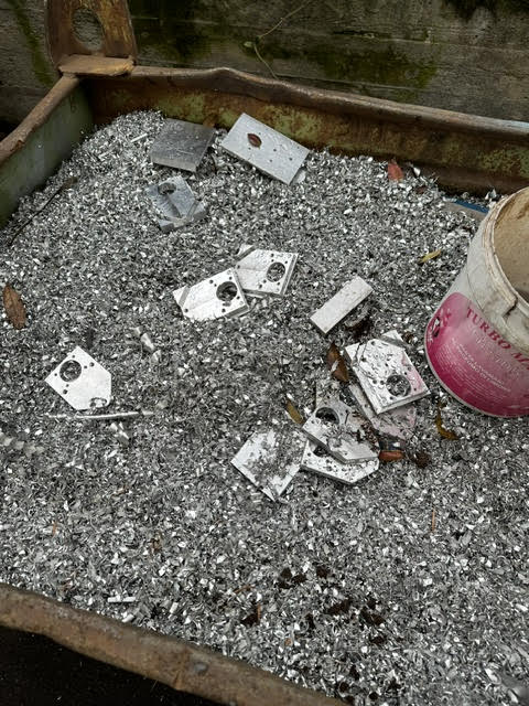 Recupero rottami metallici con ritiro a domicilio a Milano
